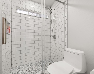 663 Charrice Place - Photo Thumbnail 38