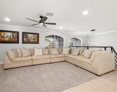 663 Charrice Place - Photo Thumbnail 30