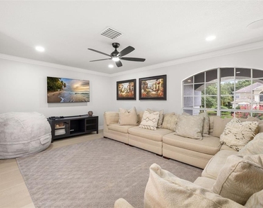 663 Charrice Place - Photo Thumbnail 29