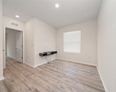 265 Feltrim Reserve Boulevard - Photo Thumbnail 27