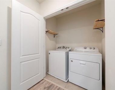 265 Feltrim Reserve Boulevard - Photo Thumbnail 34