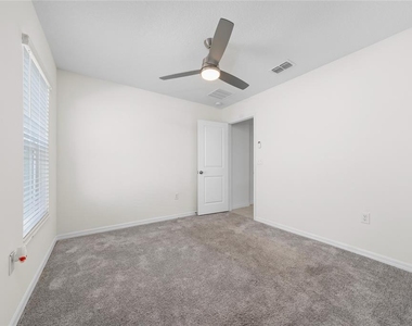 9061 Oscraft Drive - Photo Thumbnail 23