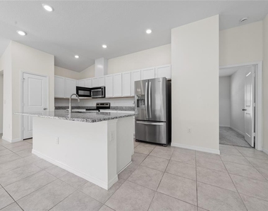 9061 Oscraft Drive - Photo Thumbnail 13
