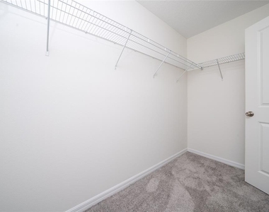 9061 Oscraft Drive - Photo Thumbnail 27