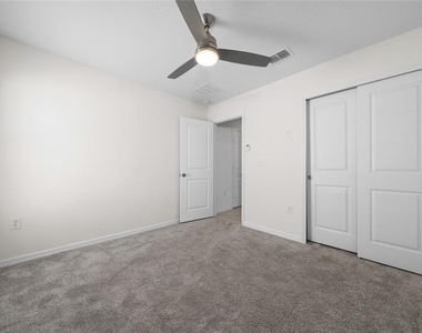 9061 Oscraft Drive - Photo Thumbnail 6