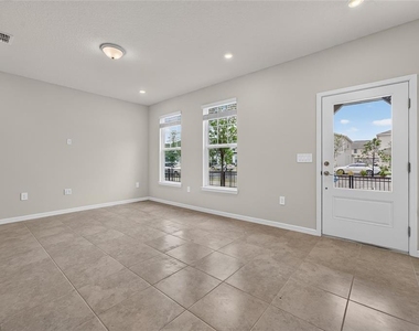 2356 Southbury Drive - Photo Thumbnail 4
