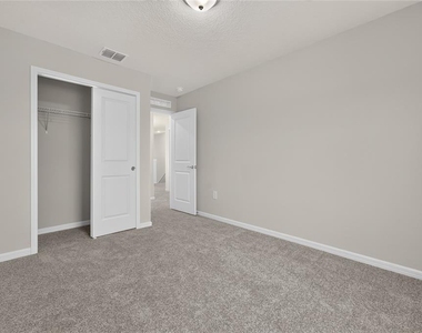 2356 Southbury Drive - Photo Thumbnail 12