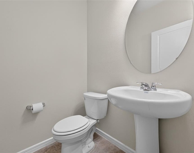 2356 Southbury Drive - Photo Thumbnail 17
