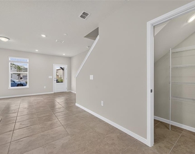 2356 Southbury Drive - Photo Thumbnail 5