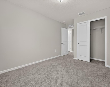 2356 Southbury Drive - Photo Thumbnail 14