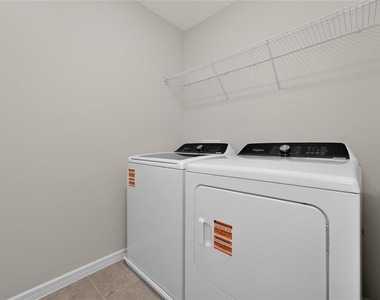 2356 Southbury Drive - Photo Thumbnail 18