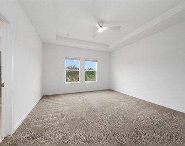 3295 Laurent Loop - Photo Thumbnail 15