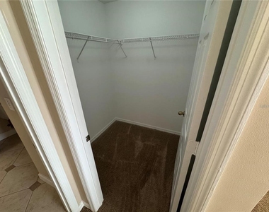 10831 Windsor Walk Drive - Photo Thumbnail 11