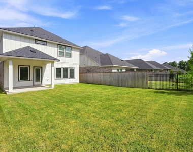 17430 Rosette Grass Drive - Photo Thumbnail 24