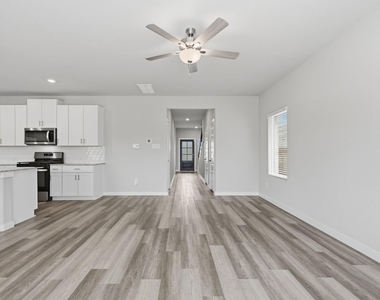 17430 Rosette Grass Drive - Photo Thumbnail 5