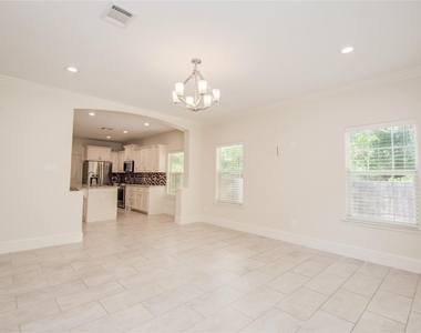 10572 Twin Oak Drive - Photo Thumbnail 14