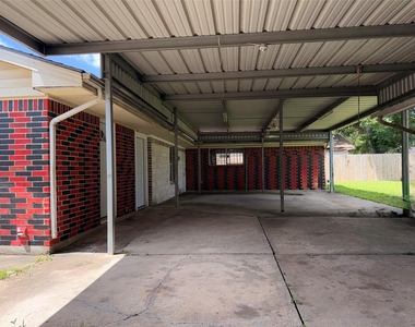 6841 Flamingo Drive - Photo Thumbnail 10