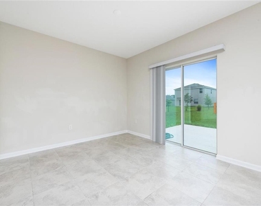 2843 Alder Berry Boulevard - Photo Thumbnail 6