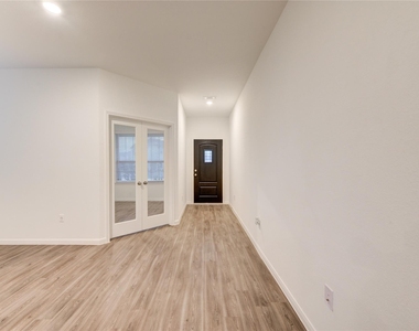 1309 Coco Ray Lane - Photo Thumbnail 7
