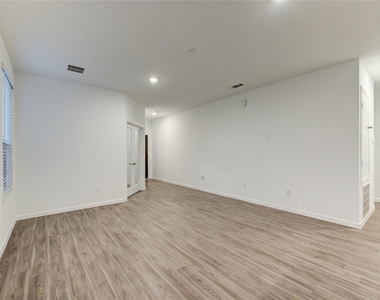 1309 Coco Ray Lane - Photo Thumbnail 12