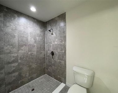 16958 Sw 20th Court Road - Photo Thumbnail 17