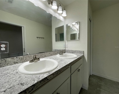 16958 Sw 20th Court Road - Photo Thumbnail 18