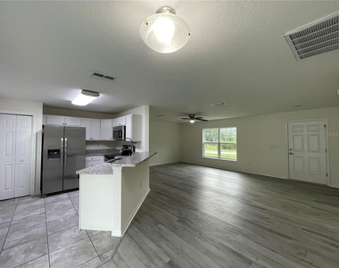 16958 Sw 20th Court Road - Photo Thumbnail 6