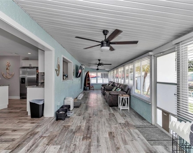 1409 Se 4th Avenue - Photo Thumbnail 23
