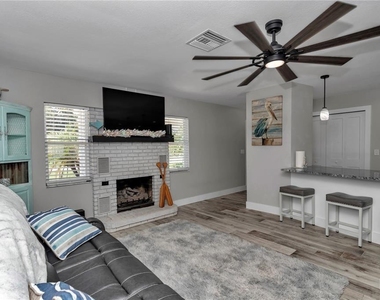 1409 Se 4th Avenue - Photo Thumbnail 20