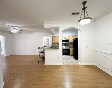 12843 Madison Pointe Circle - Photo Thumbnail 3