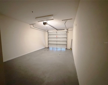 12843 Madison Pointe Circle - Photo Thumbnail 2