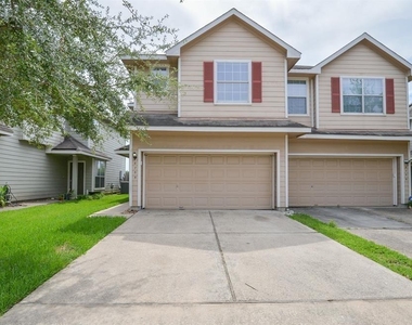 8755 Thistlemoor Lane - Photo Thumbnail 1
