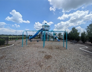 801 Ace Outlaw Avenue - Photo Thumbnail 21