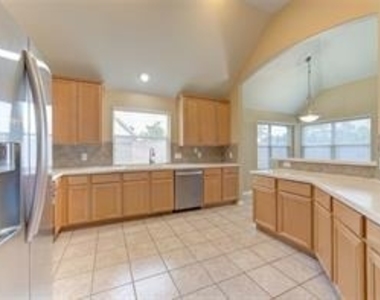 10507 Aster Crest Court - Photo Thumbnail 11