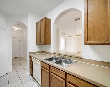 6466 Cava Alta Drive - Photo Thumbnail 5