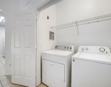 6466 Cava Alta Drive - Photo Thumbnail 13