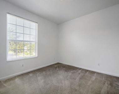 6466 Cava Alta Drive - Photo Thumbnail 11