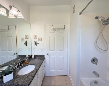 6466 Cava Alta Drive - Photo Thumbnail 12