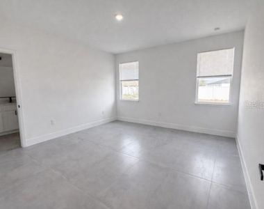 4837 Sw 138th Lane - Photo Thumbnail 6