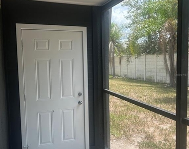 2513 N Alafaya Trail - Photo Thumbnail 26