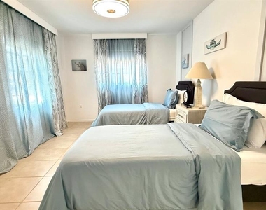 716 50th Street Court W - Photo Thumbnail 15