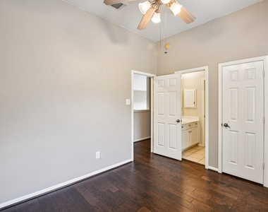 17711 Creek Bluff Lane - Photo Thumbnail 27