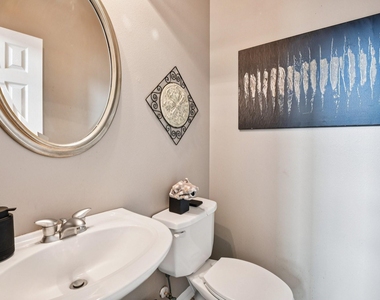 17711 Creek Bluff Lane - Photo Thumbnail 34