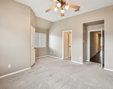 17711 Creek Bluff Lane - Photo Thumbnail 29
