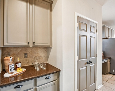 17711 Creek Bluff Lane - Photo Thumbnail 16