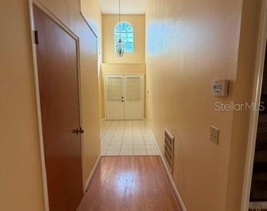 3207 Oakstand Lane - Photo Thumbnail 3
