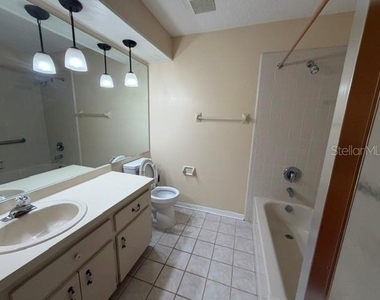 3207 Oakstand Lane - Photo Thumbnail 20