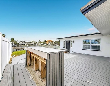 720 Capri Boulevard - Photo Thumbnail 40
