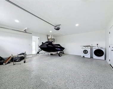 720 Capri Boulevard - Photo Thumbnail 37