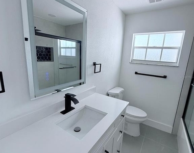 720 Capri Boulevard - Photo Thumbnail 17